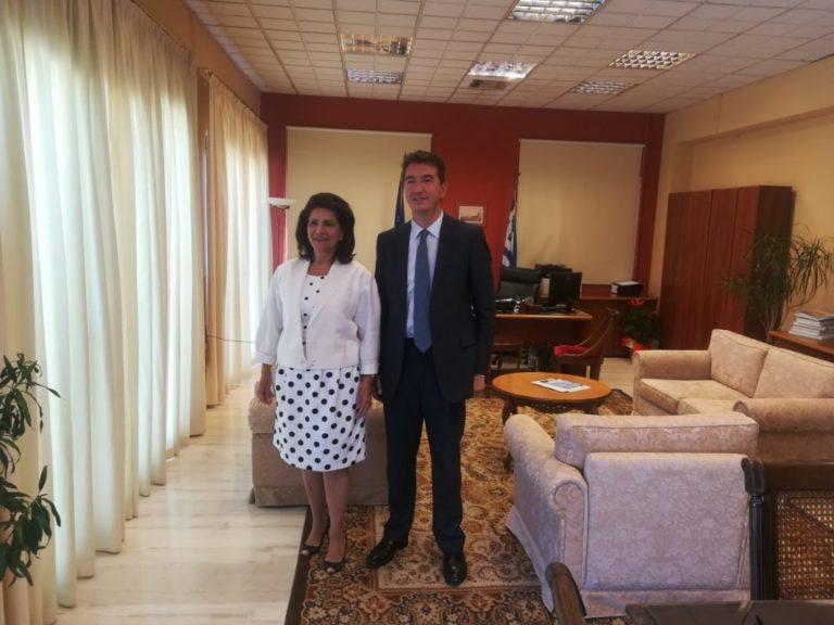 Με τον Πρέσβη της Σερβίας συναντήθηκε η Περιφερειάρχης Ιονίων Νήσων (photos)