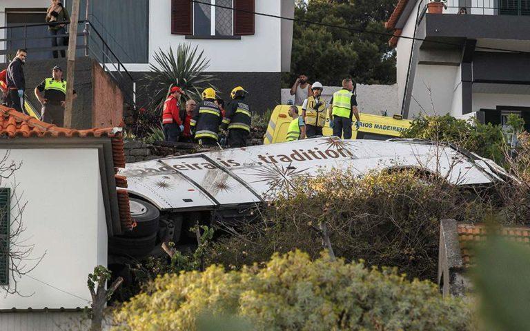 Τραγωδία στην Πορτογαλία: Τουλάχιστον 29 νεκροί από ανατροπή τουριστικού λεωφορείου (φωτογραφίες)