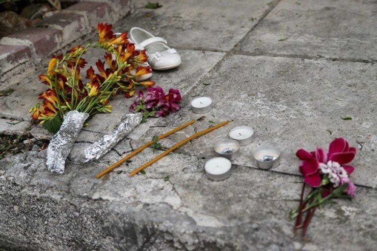 Τραγωδία στον Νέο Κόσμο – Γιατί η 44χρονη έριξε το κοριτσάκι της στο κενό και αυτοκτόνησε