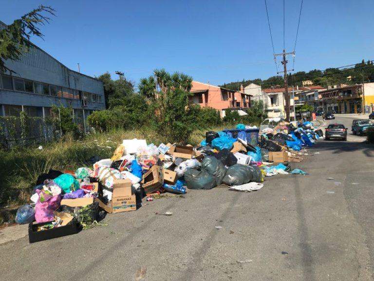 Γράφει η Λένα Σιμάτη | Εικόνες ντροπής ! – “‘Έπνιξαν” τα σκουπίδια τις εγκαταστάσεις του Κ.Γ.Σ στου Βρυώνη (photos-video)