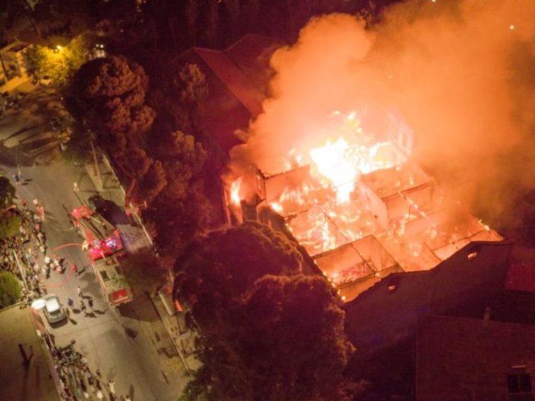Χανιά | Συγκλονίζει η ολοσχερής καταστροφή του Πολεμικού Μουσείου από πυρκαγιά (video+photos)