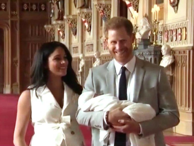 Πρίγκιπας Χάρι & Μέγκαν | Η πρώτη φωτογράφιση του νεογέννητου γιου τους (video)