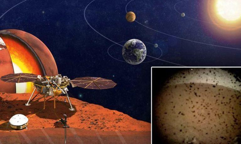 Ιστορική στιγμή για την Ανθρωπότητα | Προσεδαφίστηκε στον πλανήτη Άρη το Insight της NASA (video + photos)