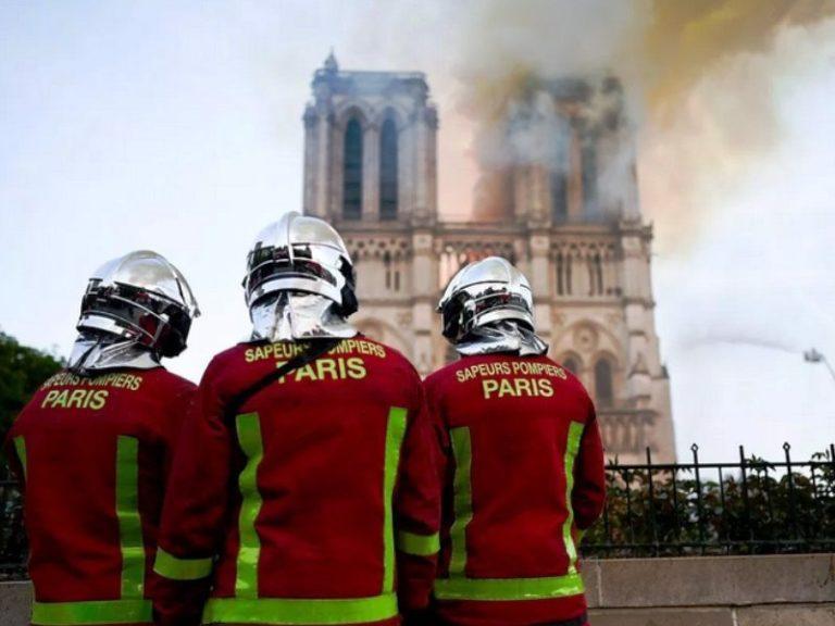 Notre Dame | Οι θεωρίες συνωμοσίας για την πυρκαγιά στην Παναγία των Παρισίων