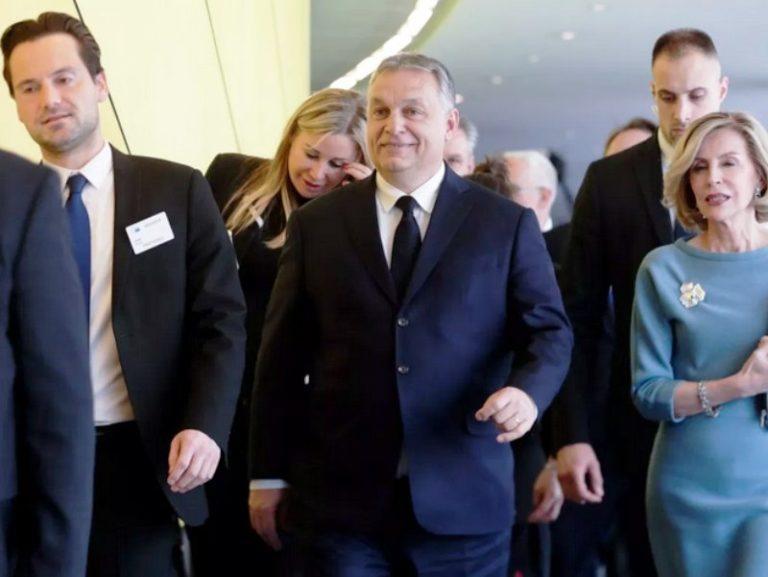 Βίκτορ Όρμπαν | Αναστολή συμμετοχής του κόμματος του Ούγγρου πρωθυπουργού στο Ευρωπαϊκό Λαϊκό Κόμμα