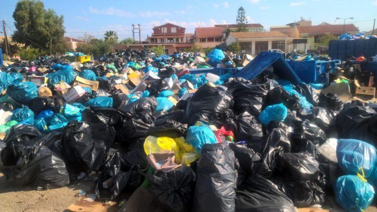 Έκκληση στον Πρόεδρο της Δημοκρατίας από την Ομοσπονδία Καταλυμάτων για τα σκουπίδια