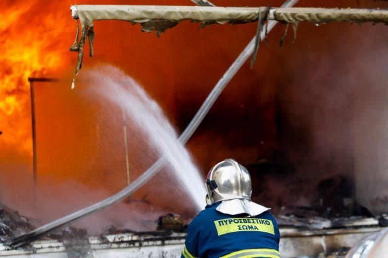 Φωτιά σε διαμέρισμα στα Χανιά – Με εγκαύματα στο νοσοκομείο ο ένοικος