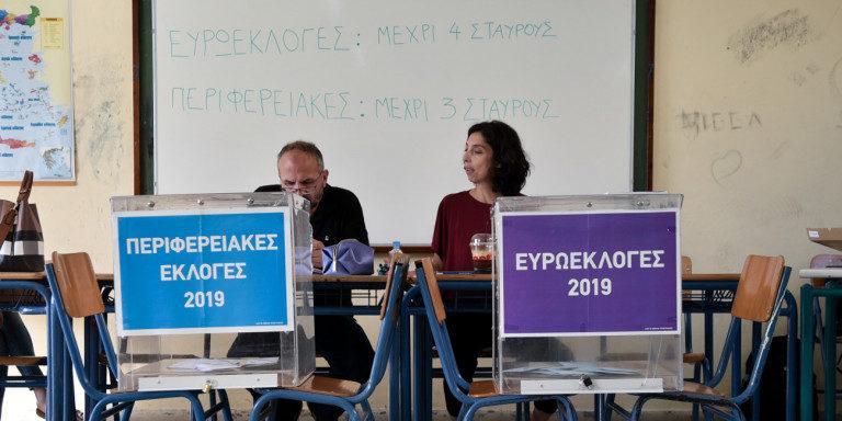 Λευκάδα: Με δυσκολία διεξάγονται οι εκλογές -Προβλήματα στις εφορευτικές