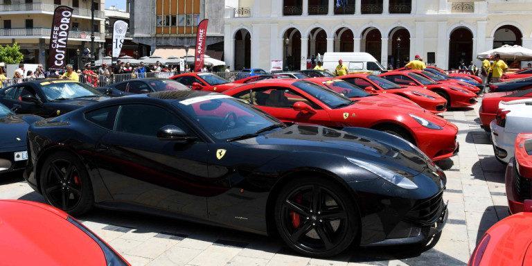 Παρέλαση από Ferrari στην Πάτρα – Έρχονται στην Κέρκυρα (photos)