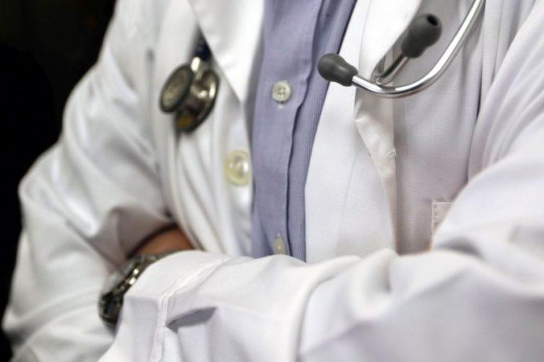 Κορωνοϊός: Νέες ΜΕΘ και προσλήψεις 2.145 γιατρών, νοσηλευτών -Εκκληση για εθελοντές
