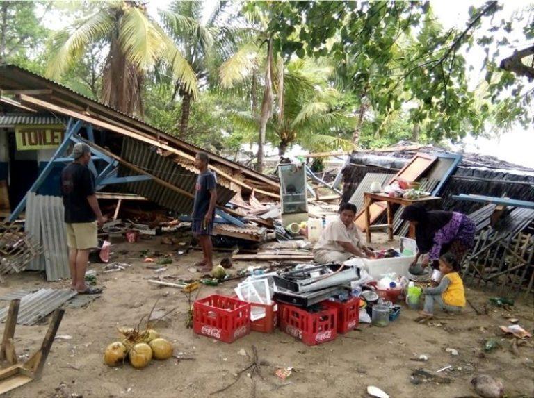 Τραγωδία στην Ινδονησία: 168 νεκροί και εκατοντάδες τραυματίες από τσουνάμι μετά από έκρηξη ηφαιστείου (βίντεο)