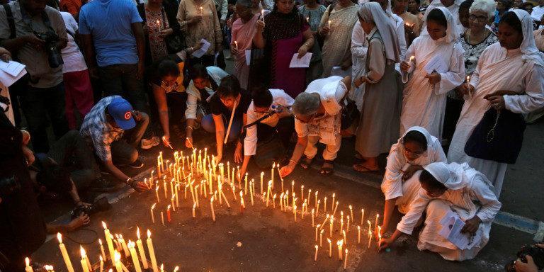 Σρι Λάνκα: Ανεβαίνει δραματικά ο αριθμός των νεκρών -Στους 356