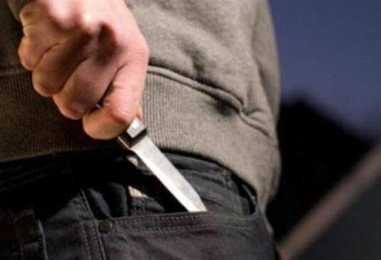 Κέρκυρα: Απειλή με μαχαίρι και συμπλοκή σε γνωστό μπαρ στην Αχαράβη