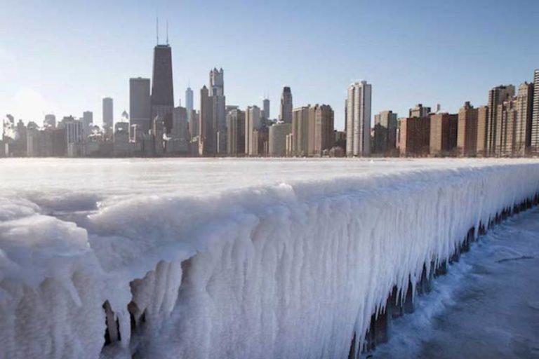 Πάγωσαν η Νέα Υόρκη και το Σικάγο – Θερμοκρασίες μέχρι -50 βαθμούς Κελσίου