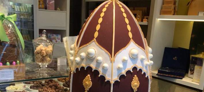 Το πιο ακριβό σοκολατένιο αυγό του κόσμου: Βελγική σοκολάτα και χρυσός [εικόνες]