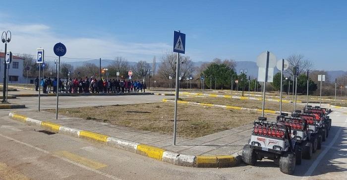 Δήμος Πωγωνίου | Οι μαθητές εκπαιδεύονται στο πάρκο κυκλοφοριακής αγωγής στο Καλπάκι
