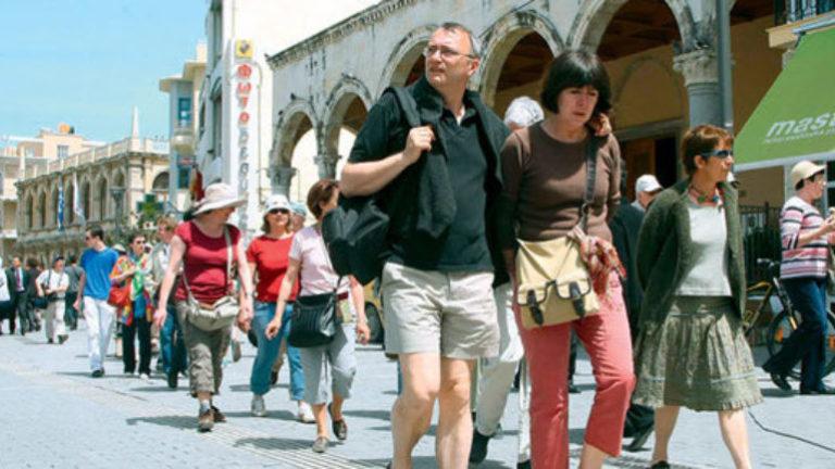 Σέρβοι τουρίστες επιλέγουν Κύπρο, αφού η Ελλάδα τους “ξέχασε”