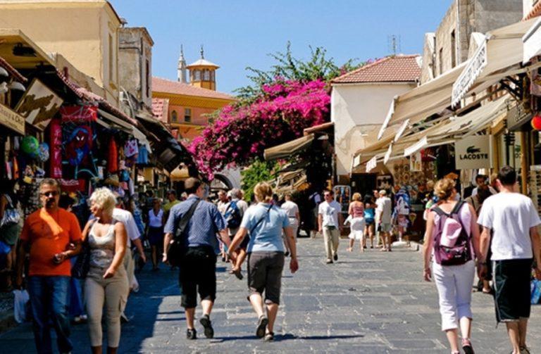 Τράπεζα Ελλάδος: O τουρισμός κύριος πόλος προσέλκυσης επενδύσεων στην Ελλάδα