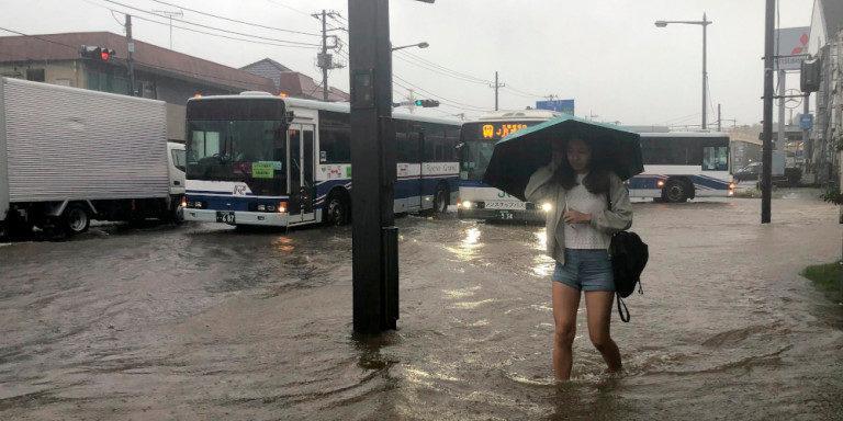 Ιαπωνία: Στους 8 οι νεκροί από τις καταρρακτώδεις βροχές- Μέσα σε 12 ώρες έβρεξε για ένα μήνα