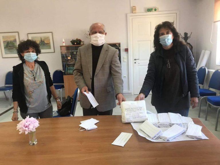 Ένωση Περιθειωτών “Φίλιππος  Βλάχος” δώρισε 100 μάσκες στις υγειονομικές υπηρεσίες του Δήμου Βόρειας Κέρκυρας