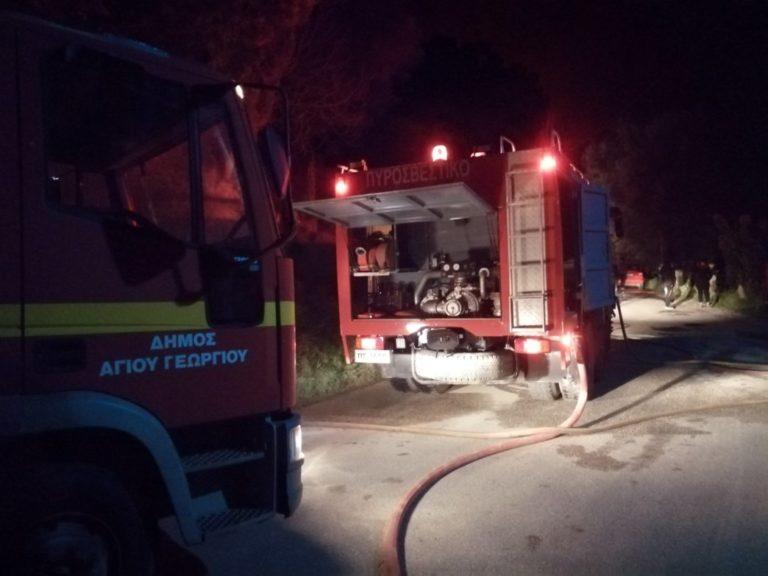 Δήμος Β.Κέρκυρας: Μεγάλη πυρκαγιά σε οικία στους Αυλιώτες – Μπροστά η Πυροσβεστική , δίπλα η Πολιτική Προστασία Δήμου Βόρειας Κέρκυρας