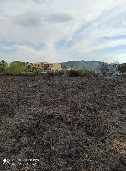 Ν.Κέρκυρα | 5 στρέμματα έκαψε η φωτιά στον Ασπρόκαβο (photos)