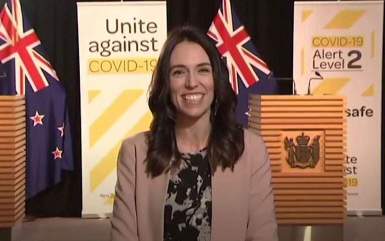 Ισχυρός σεισμός στη Νέα Ζηλανδία – Η αντίδραση της πρωθυπουργού σε ζωντανή συνέντευξη (video)