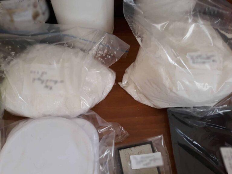 Ζάκυνθος | Εντοπίστηκε εργαστήριο επεξεργασίας κοκαΐνης  – Δυο συλλήψεις (photos)
