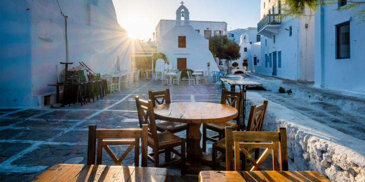 «Μαύρα» τα στοιχεία από τον τουρισμό: Στο 25% η μέση πληρότητα τον Ιούλιο- Ετοιμάζουν εκπτωτικά «πακέτα» για τους Ελληνες τα ξενοδοχεία