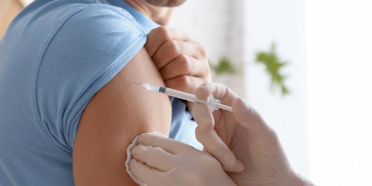 Κορωνοϊός: Ενθαρρυντικά τα πρώτα αποτελέσματα από τα πειραματικά εμβόλια
