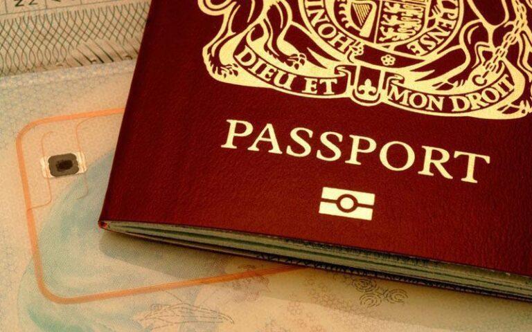 Συνελήφθησαν 12 άτομα στα αεροδρόμια της Ζακύνθου, της Κέρκυρας και της Κεφαλονιάς, με πλαστά διαβατήρια