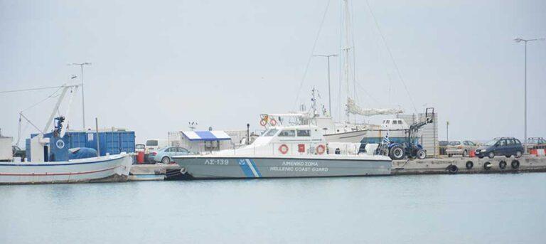 Στη Λευκάδα βρέθηκε η βάρκα που εξαφανίστηκε στην Κεφαλονιά – Αναζητούνται οι τέσσερις τουρίστες που την πήραν