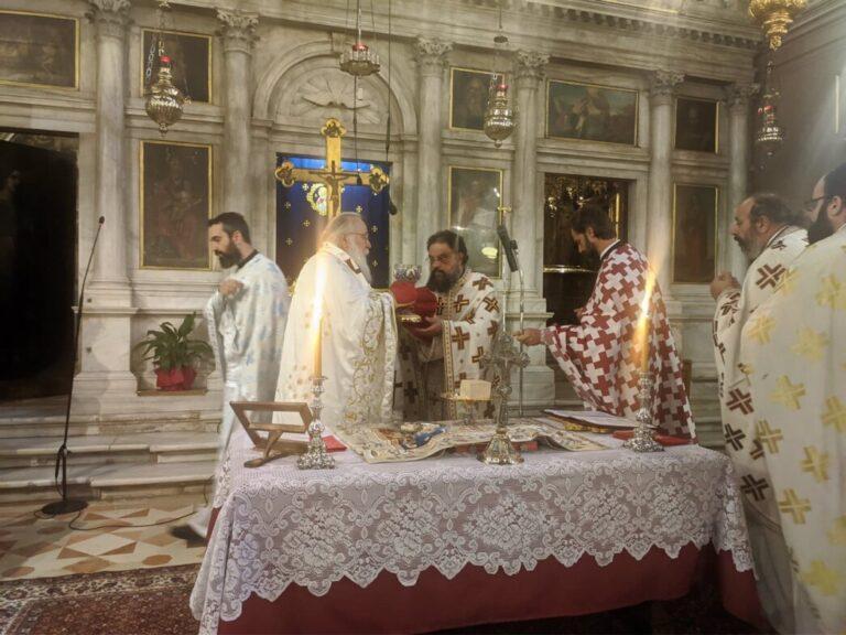 Η θεία λειτουργία του Αγίου Ιακώβου του Αδελφοθέου στην Κέρκυρα