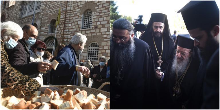 Τι απαντούν οι ιερείς για την εμφάνιση δίχως μάσκες στον Αγιο Δημήτριο Θεσσαλονίκης – «Η ΚΥΑ το επιτρέπει»