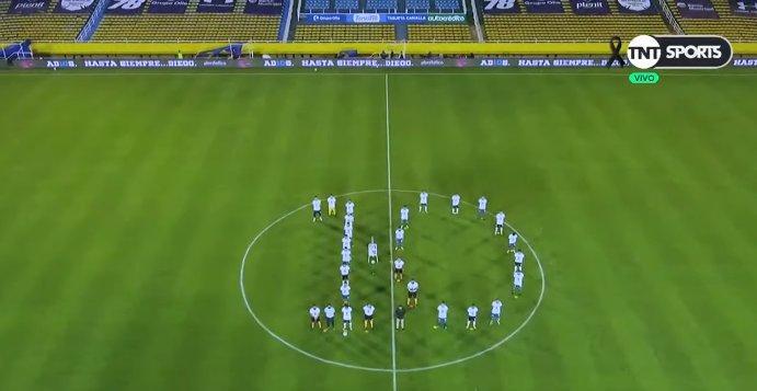 Μαραντόνα: Οι ποδοσφαιριστές Ρίβερ Πλέιτ και Ροσάριο σχημάτισαν το «10» στη μνήμη του [βίντεο]