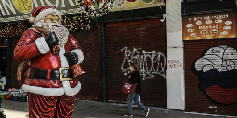 Lockdown: Όλα τα σενάρια για τα Χριστούγεννα – «Όχι» στο άνοιγμα της εστίασης λένε οι επιχειρηματίες