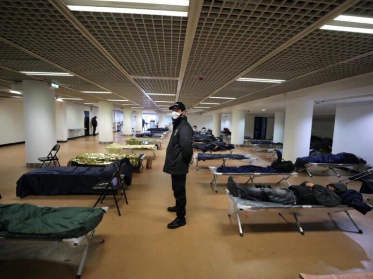 Θερμαινόμενες αίθουσες για τους άστεγους στην Κέρκυρα