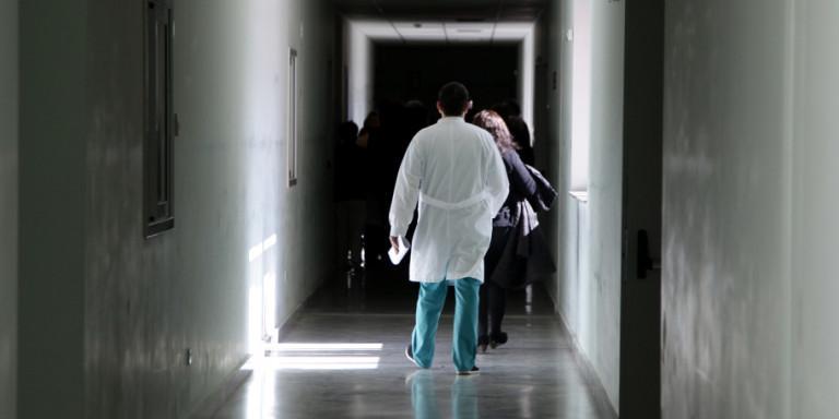 Μετάλλαξη Δέλτα: «Κάτω των 30 όσοι νοσούν στην Κρήτη» – «Ασπίδα» ο εμβολιασμός