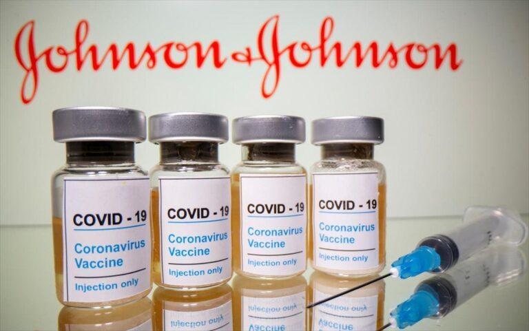 Μ. Θεμιστοκλέους: Παγώνουν μέχρι νεωτέρας οι εμβολιασμοί με Johnson & Johnson