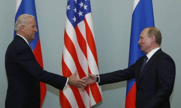 «Πόλεμος» ΗΠΑ – Ρωσίας: Η Μόσχα ανακαλεί τον πρέσβη της στις ΗΠΑ μετά το «δολοφόνος» του Μπάιντεν