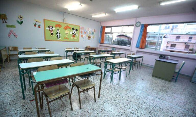 «Δραστική περικοπή στις παράλληλες στηρίξεις, στα μορφωτικά δικαιώματα των μαθητών και στον αριθμό προσλήψεων αναπληρωτών»
