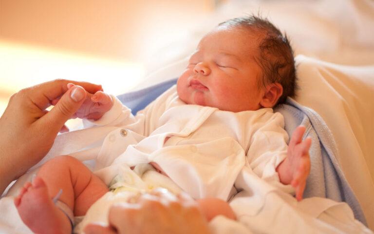 Κέρκυρα: Μητέρα θετική στην Covid 19 γέννησε αγοράκι στο ΓΝΚ