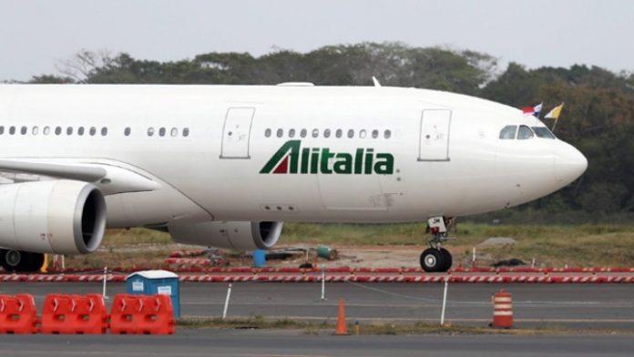 Alitalia: Καλοκαιρινές πτήσεις προς Κέρκυρα και 9 ακόμη ελληνικά νησιά