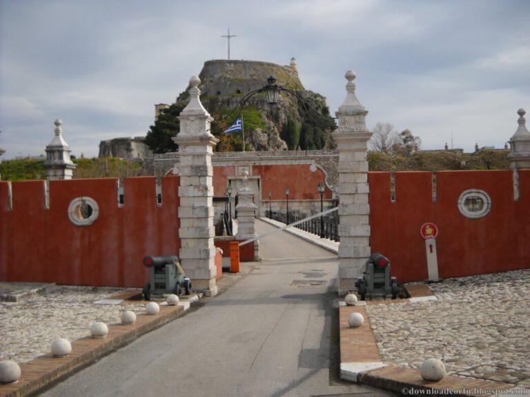 Αυλωνίτης: Να καταργηθεί η είσοδος στο Παλαιό Φρούριο της Κέρκυρας