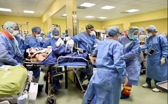 ΣΟΚ ! Πέθαναν και οι 41 νοσηλευόμενοι στη ΜΕΘ covid του Νοσοκομείου Αγρινίου