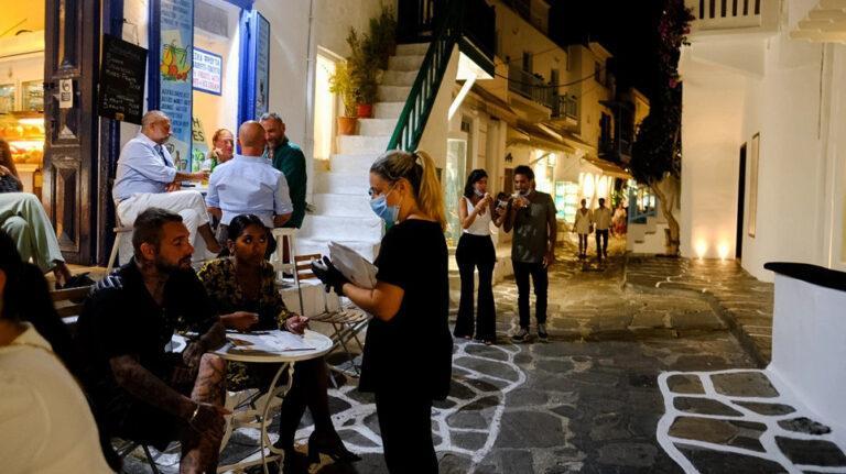 «Μοντέλο Μυκόνου» και σε Πάρο, Ίο, Σαντορίνη, Κρήτη; – Ποια νέα οριζόντια μέτρα έρχονται στον τουρισμό
