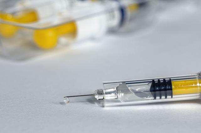 Γερμανία: Νοσοκόμα χορηγούσε… αλατόνερο αντί για εμβόλιο κατά του κορονοϊού