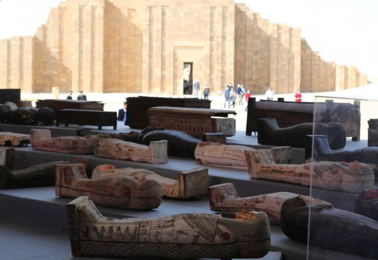 Αίγυπτος: Ανακαλύφθηκε μούμια με χρυσή γλώσσα μέσα σε άθικτο τάφο