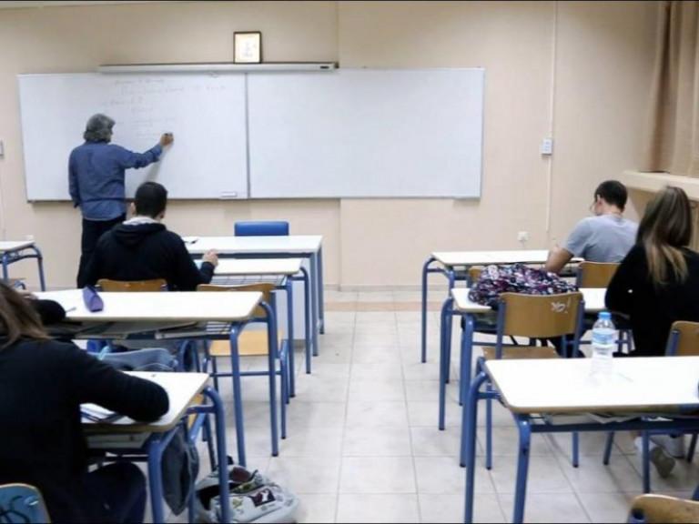Κέρκυρα: Τα κρούσματα σε μαθητές και εκπαιδευτικούς στα σχολεία