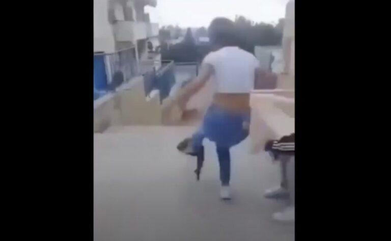 Κρήτη: Μαθήτρια κλώτσησε γάτα και γελούσε με τις φίλες της – Δείτε βίντεο